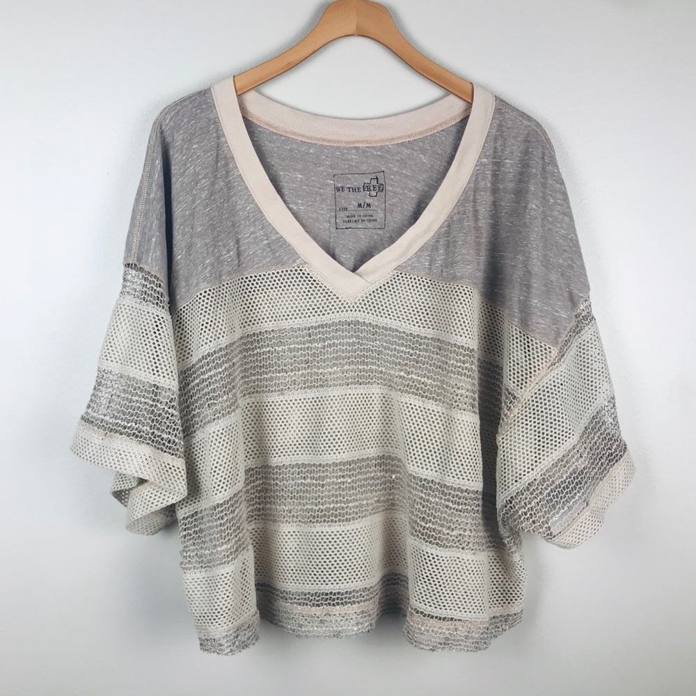 4x$25**WE THE FREE lose cropped V-Neck comfy shirt